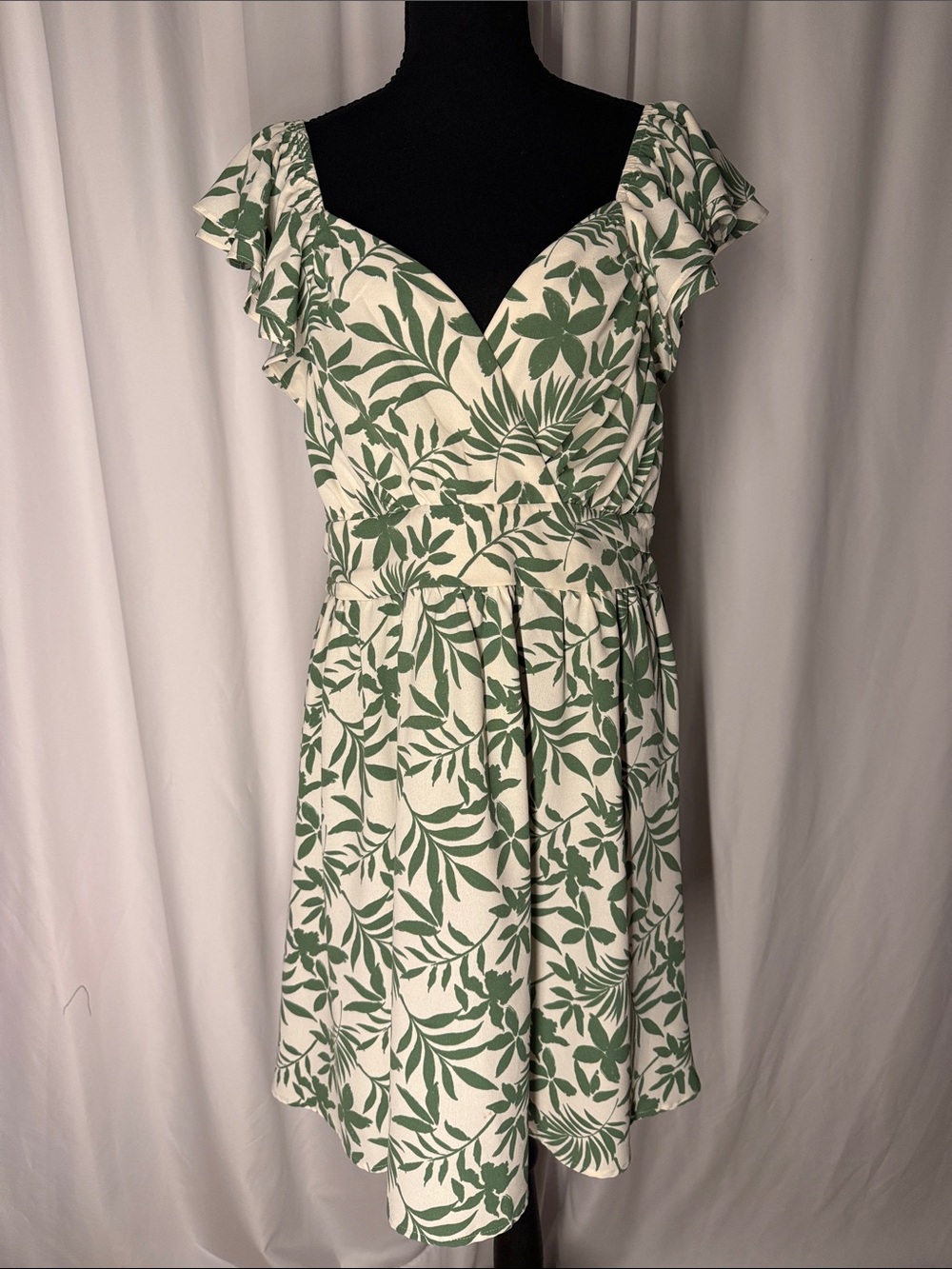 Inspired Hearts White and Green Leaf-Print Mini Dress